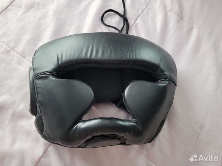 Боксерский шлем