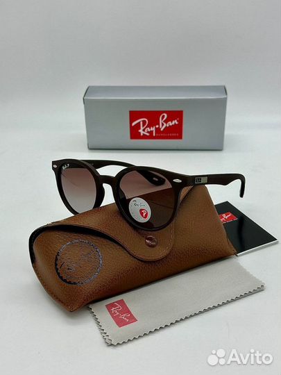 Солнцезащитные очки ray ban