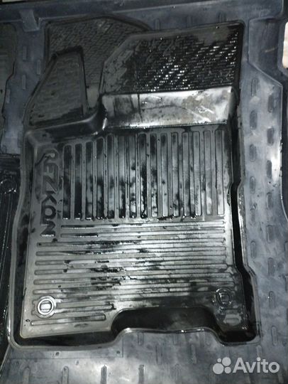 Коврики салона и багажника Веста