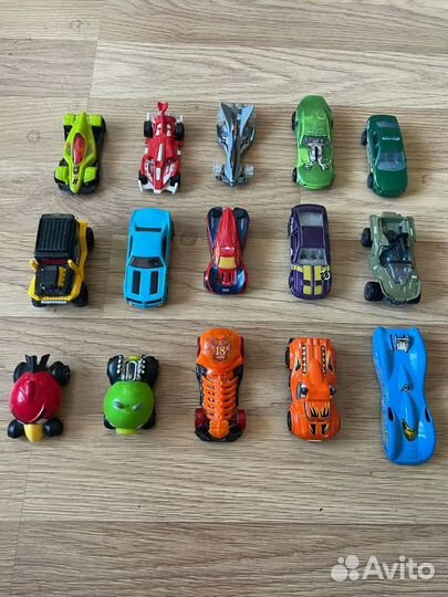 Машинки hotwheels