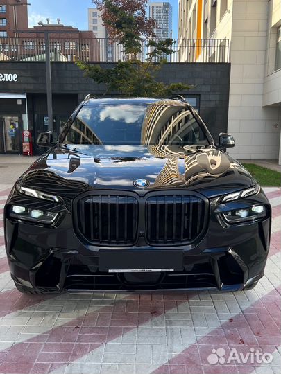 BMW X7 3.0 AT, 2023, 11 900 км