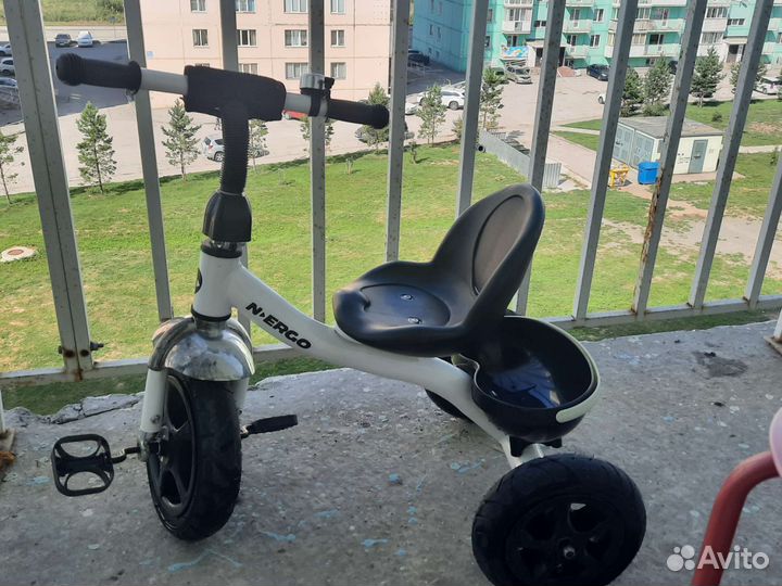 Детский трехколесный велосипед