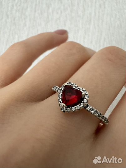 Серебряное кольцо