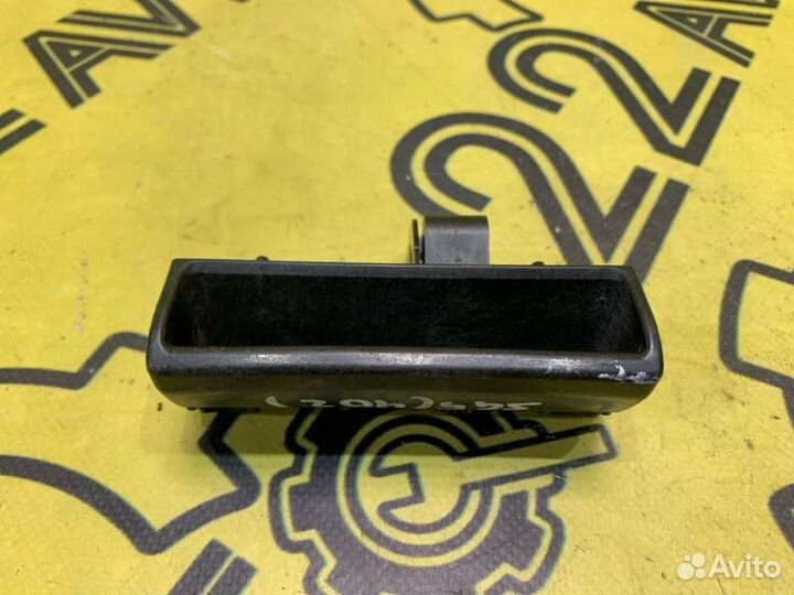 Ручка открывания багажника Subaru Forester SG5