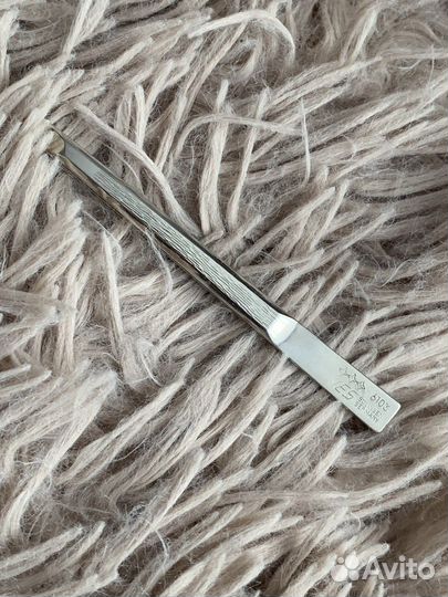 Пинцет для бровей