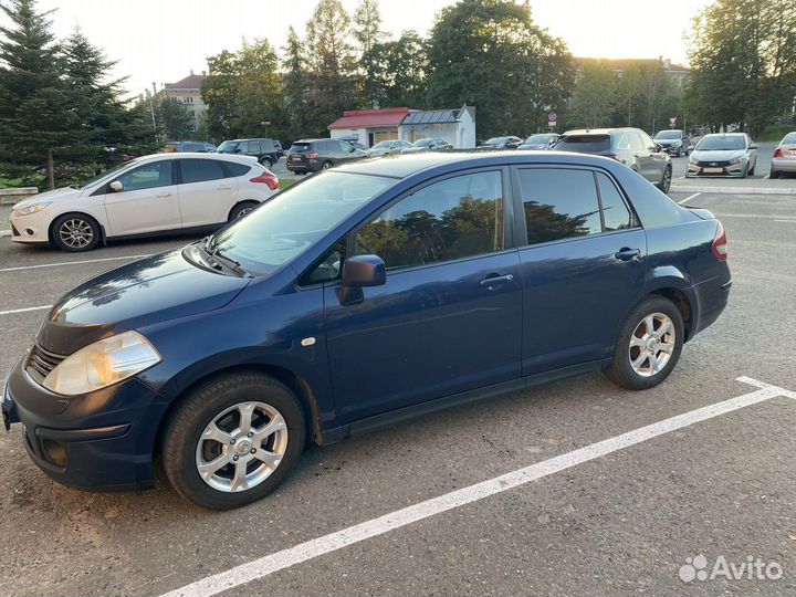 Nissan Tiida 1.6 МТ, 2008, 464 000 км