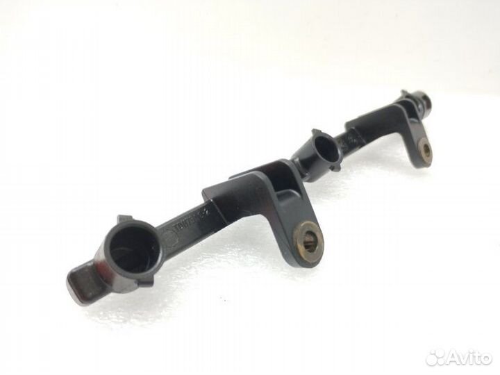 Топливная рейка (рампа) левая Chrysler 300C LX 2.7