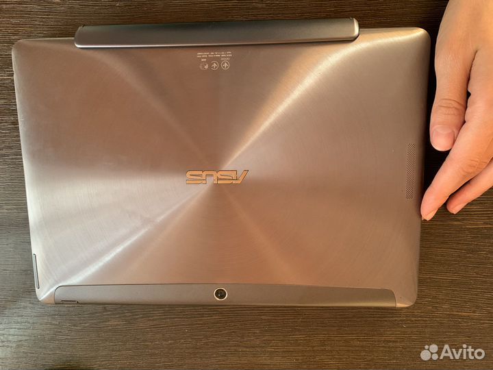 Планшетный ноутбук asus
