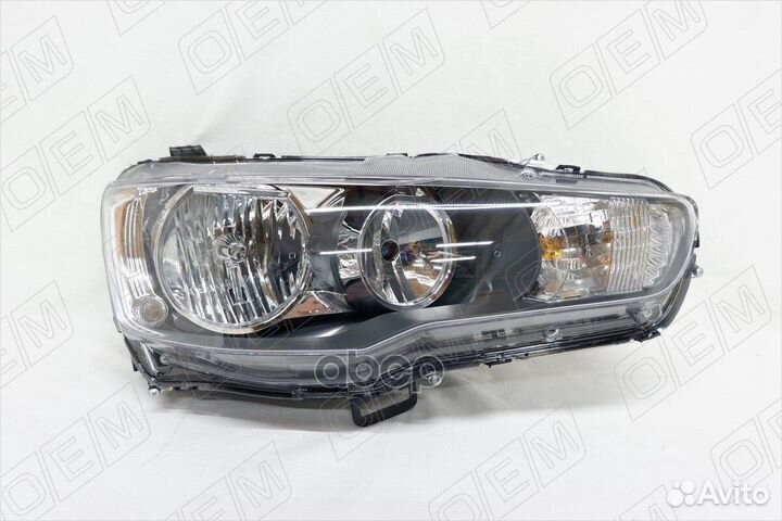 Фара правая Mitsubishi Lancer 10 (2007-2015) без