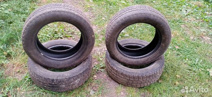 Cooper Weather-Master S/T 2 225/60 R17