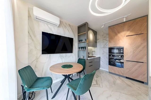 2-к. квартира, 46 м², 9/15 эт.