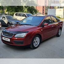 Ford Focus 1.6 AT, 2007, 250 000 км, с пробегом, цена 550 000 руб.