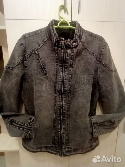 Куртка джинсовая