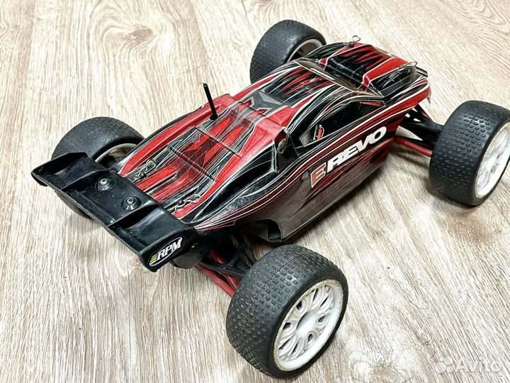 Traxxas E-Revo 1/16 VXL rc модель