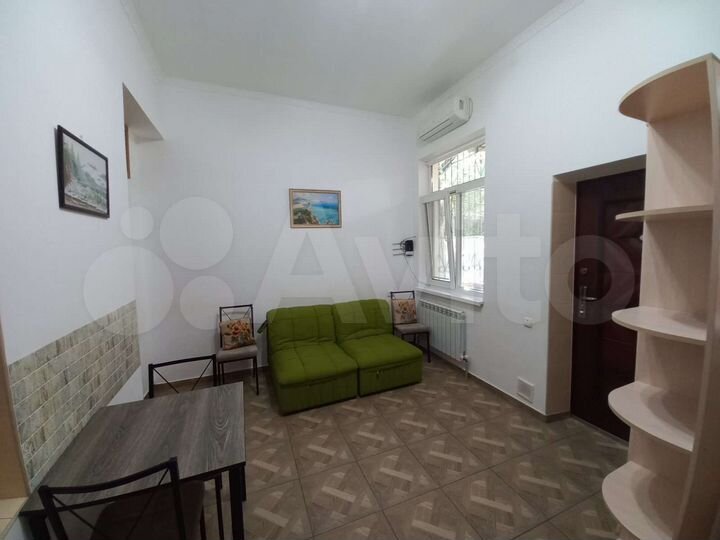 1-к. квартира, 50 м², 1/2 эт.