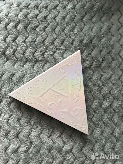 Kat Von D - Alchemist Holographic Palette