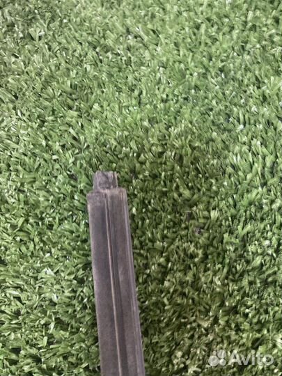 Бархотка уплотнитель стекла Hyundai Solaris 1