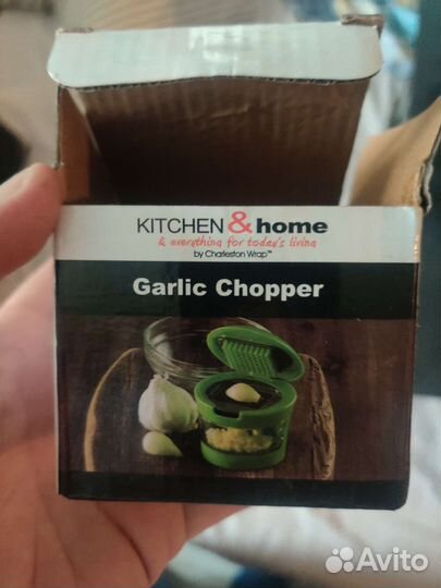 Давилка для чеснока