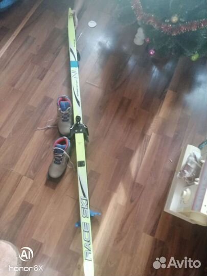 Беговые лыжи