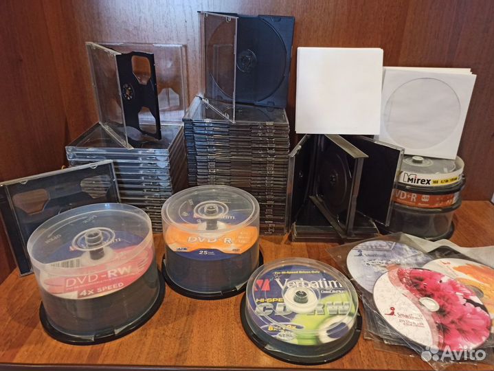 88 сd/DVD(R/RW) дисков+60 боксов для дисков