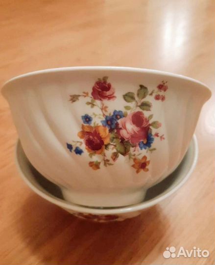 Салатники фаянсовые