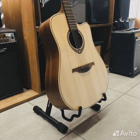 Акустическая гитара LAG Guitars GLA T70DC-NAT