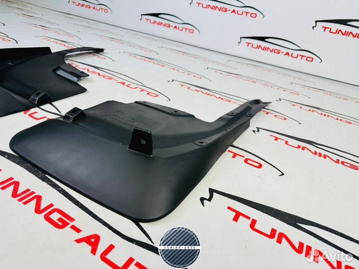 Брызговики Lexus LX 570