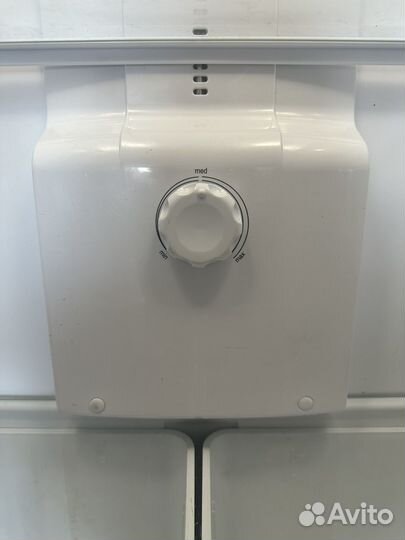 Холодильник ECF1814L Hotpoint Ariston