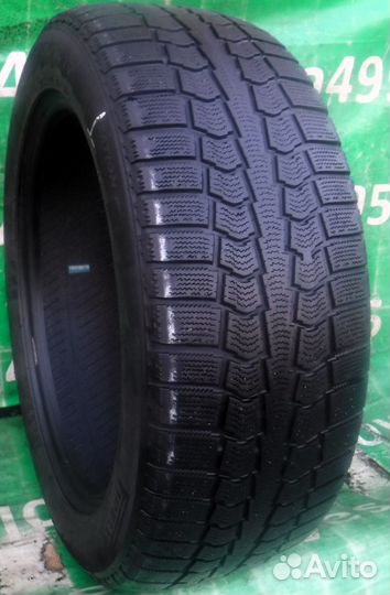 Pirelli Winter Ice Control 215/55 R17 94Q