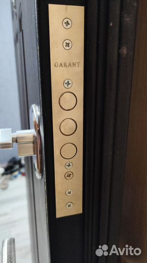 Дверь входная металлическая