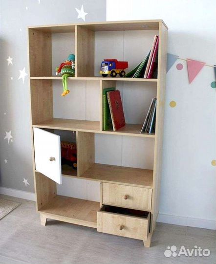 Стеллаж в детскую
