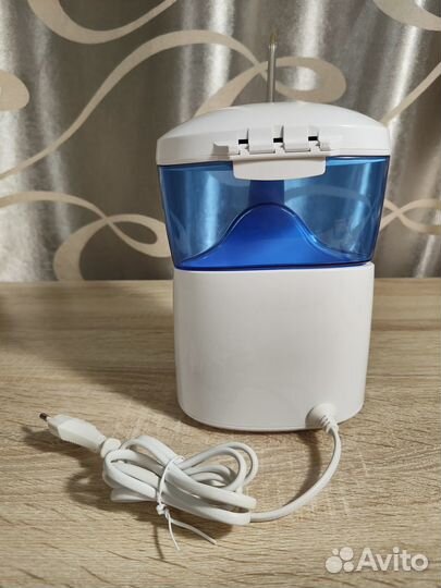 Ирригатор Waterpik WP-100e