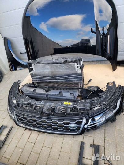 Land Rover Evoque 2 Передняя часть кузова (ноускат) в сборе 73446602