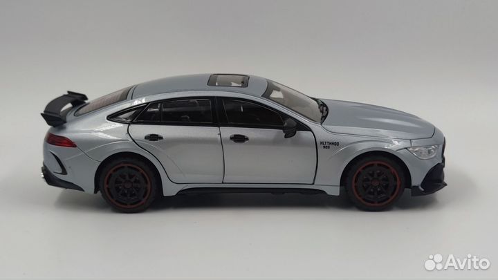 Модель автомобиля Mercedes Benz AMG GT 63