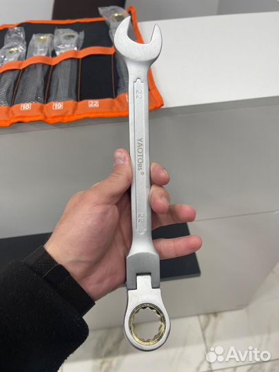 Набор гаечных ключей с трещеткой