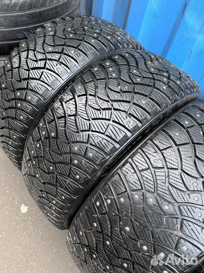 Dunlop GrandTrek Ice 03 235/50 R19 103T