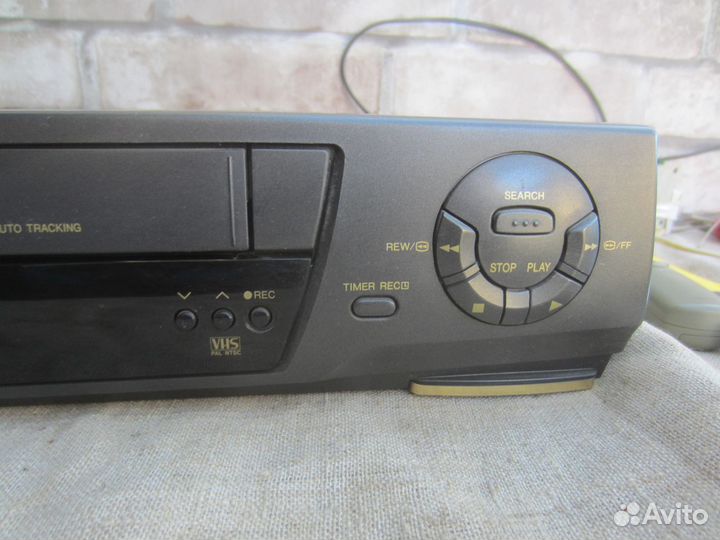 Видеомагнитофон Panasonic NV-SD320AMJ