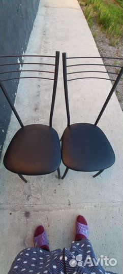 Стол кухонный б.у