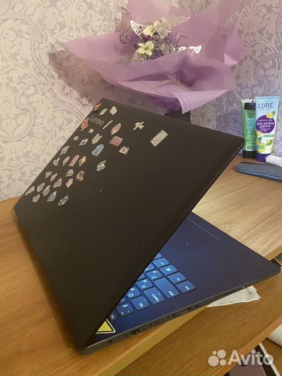Ноутбук Lenovo
