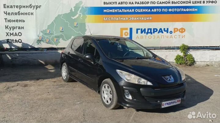 Усилитель переднего бампера Peugeot 308 (T7) 96567