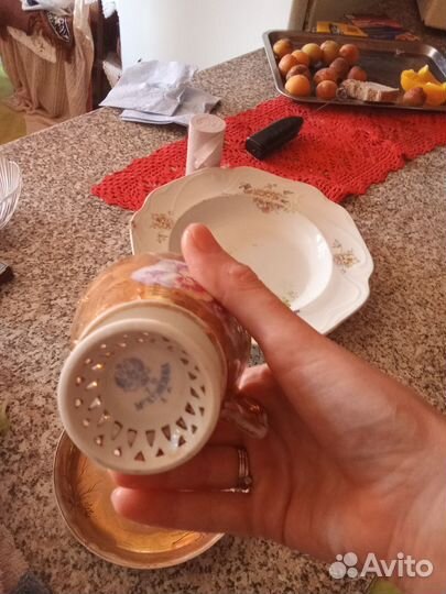 Старинная антикварная чашка с блюдцем Кузнецов