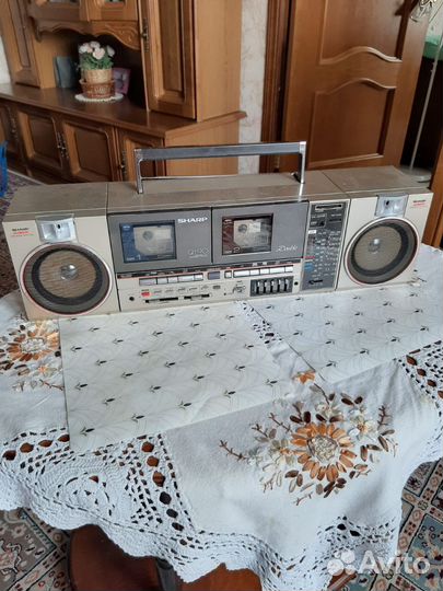 Мангнитофон Sharp QT90
