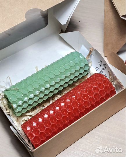 Подарочный набор из 2х свечей 8см в упаковке