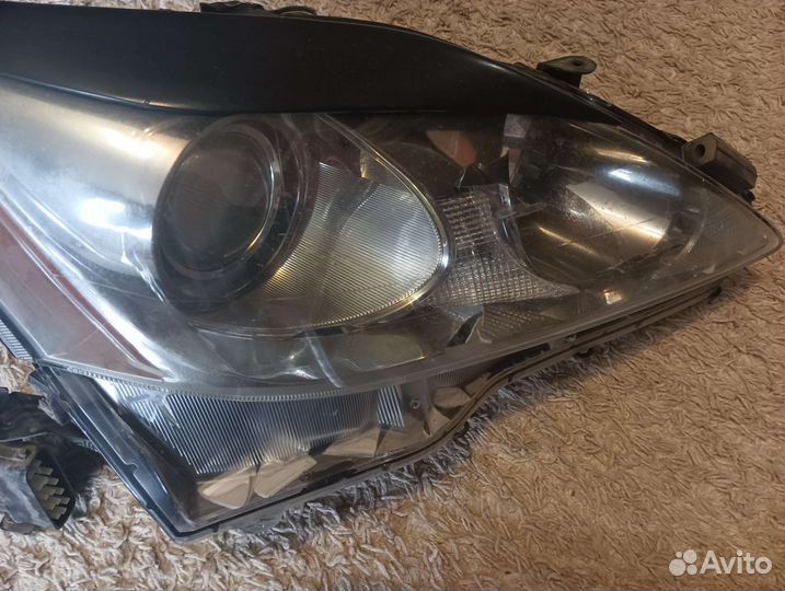 Фары на lexus is250 оригинал 2007 г.в