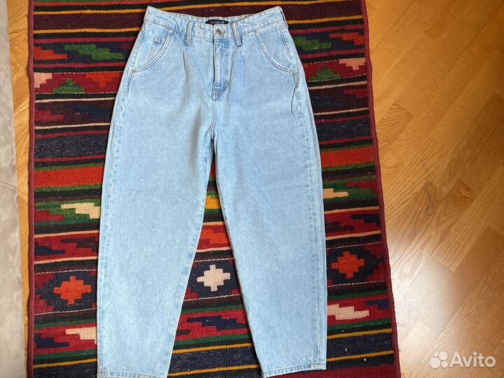 Джинсы