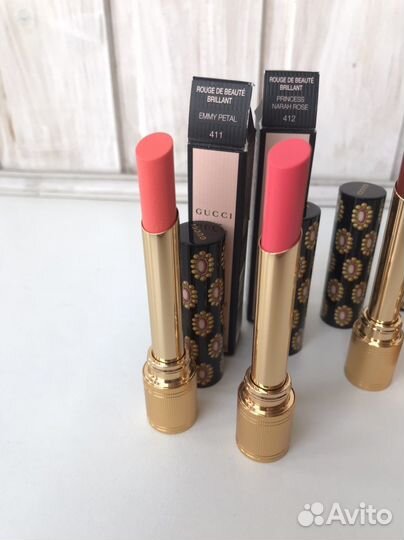 Помада Gucci Brillant новая