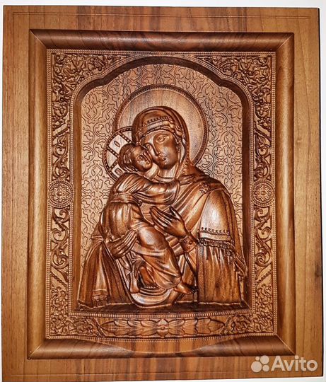 Икона резная рельефная деревянная