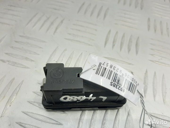 Кнопка аварийной сигнализации BMW 7 E38 рест. 1999