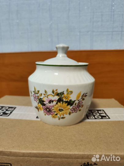 Ваза чайник сахарница аромалампа разные