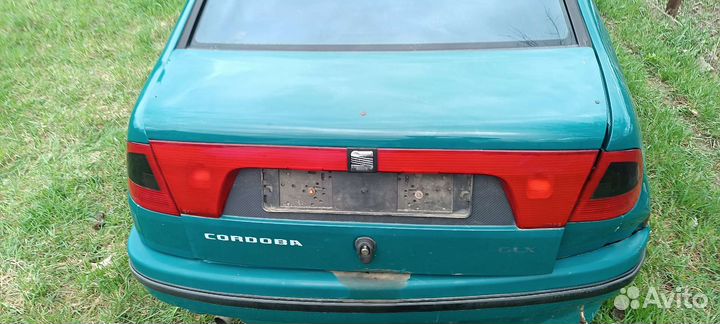 Крышка багажника Сеат кордоба